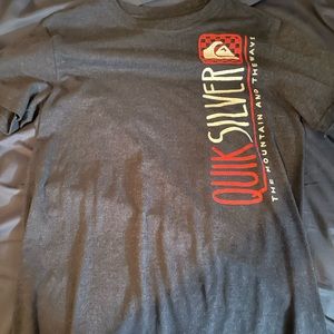 Quicksilver dark blue and red t shirt large